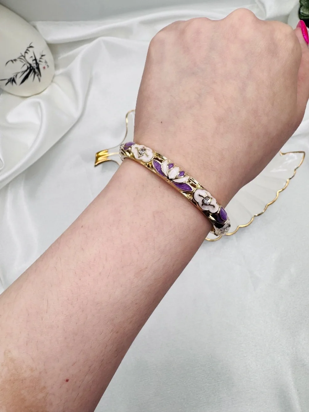 Gold Tone Purple Lotus Flower Enamel Hinged Bangle Bracelet Boho Floral